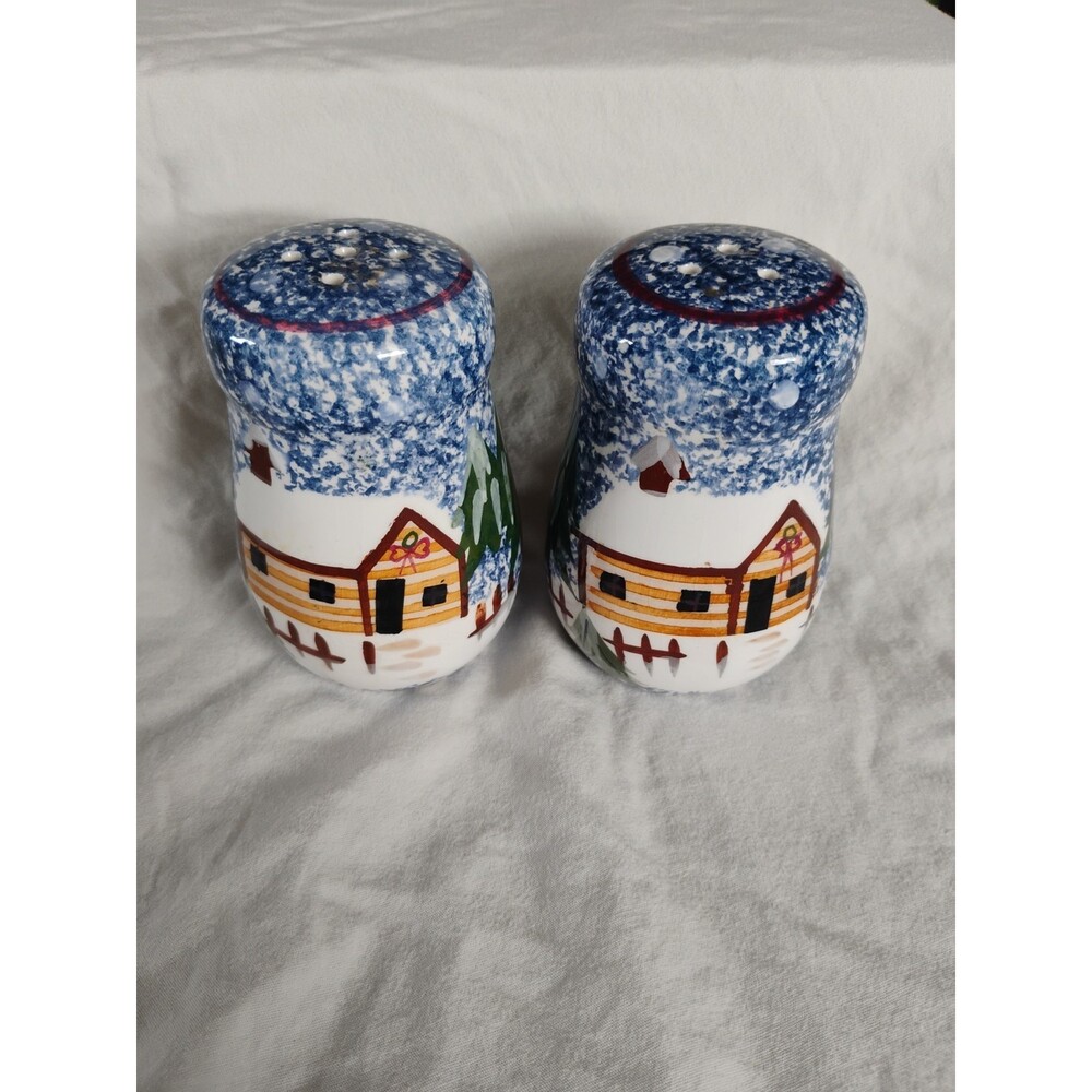 Vintage Cooks Bazaar Holly Mountain Lodge Salt And Pepper Shakers 3.5”T